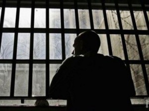 Наливат 25 млн. евро в затворите
 