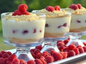 Лятна фантазия с малини 
 