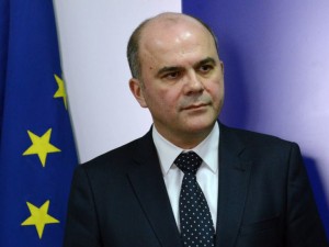 Вашите писма: Нагъл сте, г-н социален министър!