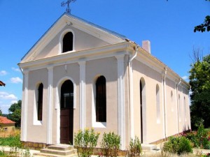 

Богородица се появи в черква


