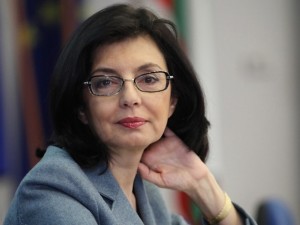 Изпъдиха Кунева от столичен ресторант