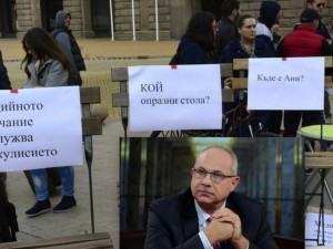 Един ден Антон Тодоров ще напердаши журналисти, а те ще си мълчат