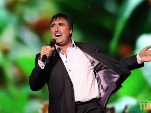 Веско Маринов изплаши почитателките си - семейна трагедия аха да го свали от сцената