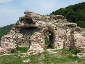 Хора изчезват в Бермудски триъгълник в България!