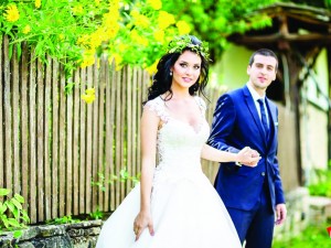 Щерката на Каракачанов прави опити за бебе
 