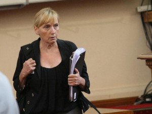 Аман от компроматите на Елена Йончева