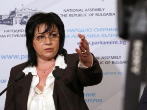 Нинова влезе в собствения си капан
 