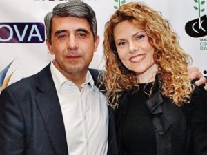 Деси Банова слиза от екран заради Плевнелиев
 