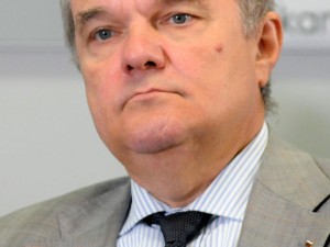 Румен Петков: Казвах се Цветанов, смених си фамилията
 