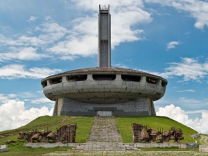 70-метров Исус сменя паметника на Бузлуджа