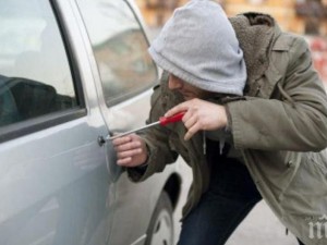 Страховити автоджамбази в ареста след поредна кражба