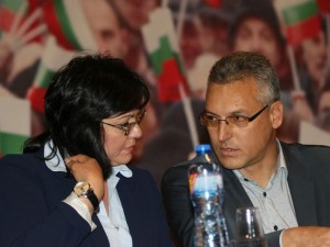 Другарката Нинова хвърли Жаблянов на вълците
 