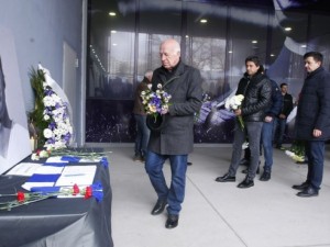 Футболът тъжи! Стотици изпратиха Павел Панов