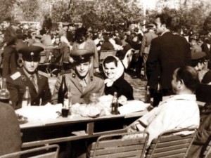 Как ни хранеха в казармата