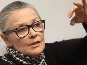 Цветана Манева жертва на крадци 11 пъти