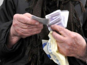 Жените пенсионерки получават със 121 лв. по-малко от мъжете