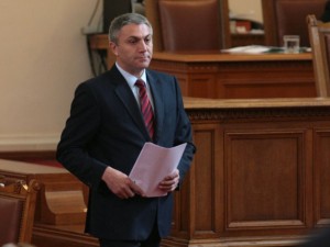 Подпалиха офис на ДПС в селото на Карадайъ