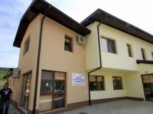 Защитени жилища заменят старческите домове
 