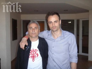 Бащата на Бербатов заживя с любовница
 