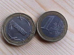 Левът е стабилен, не ви щем еврото
 