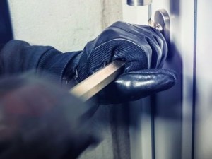 Набелязват ни за обир по новата дограма