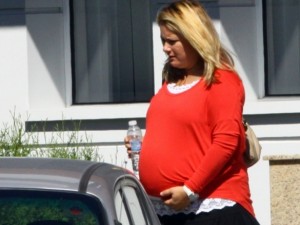 Лора Крумова кръщава бебето на баба си