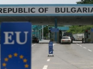 Интриги прогониха дъщеря ми от България