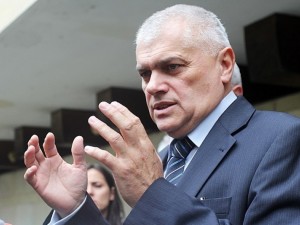 Къде е оставката на Валентин Радев