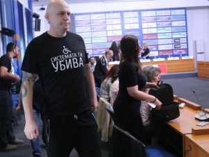 3 милиона от Слави Трифонов за сваляне на правителството