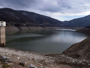 1000 язовира плачат за ремонт