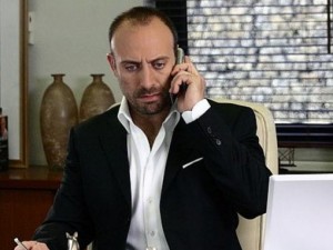 Онур от „1001 нощи“ крие луда сестра