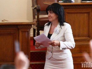 Цвета Караянчева първа дружка с НСО