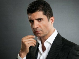 Кахраман съсипан след смъртта на баща си