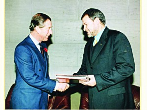 Румен Христов, председател на Съюза на демократичните сили: Срам ме от юмручната разправа в СДС