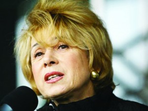 Емилия Масларова, бивш социален министър: Синът ми побеля, когато ме омаскариха
 