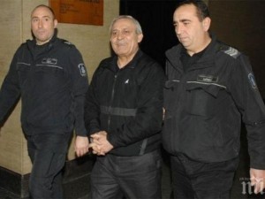 Циганският барон Ицо Папата избягал при Брендо