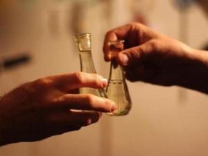 Тешим мъката с гроздова и сливова