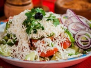 Крадат ни шопската салата