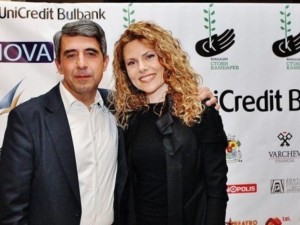 Росен Плевнелиев прерязал пъпната връв на сина си
 