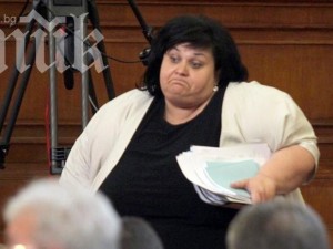 Искра Фидосова стана кръчмарка