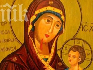 Чудо! Богородица се яви на камък в село Копривлен
 