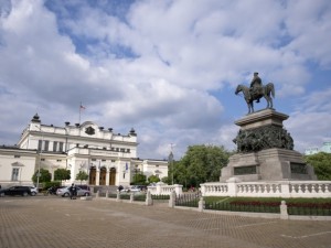 Аман от демагогия и мръсна политика