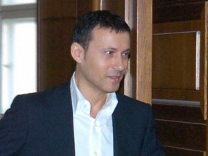 Съдът запорира имотите и сметките на Миню Стайков