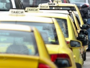 Писна ми от наглостта на таксиджиите