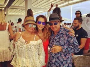 Ивайла Бакалова брани Маринела Арабаджиева
 
