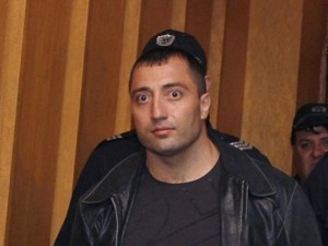 Трима лейтенанти на Митьо Очите молят за милост съда