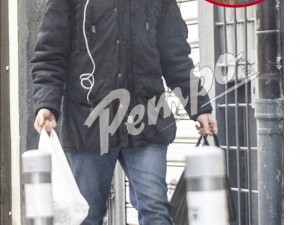 Виктор Николаев мъж под чехъл 