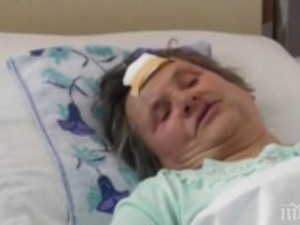 Крадци пребиха възрастна жена с бокс и мотика
 