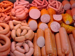 Внимание! Тровят ни с фалшиви салами
 