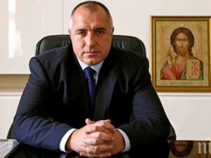 Време е Борисов да развърти метлата за негодниците край себе си